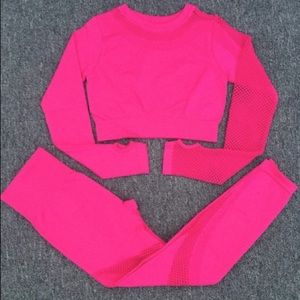 Neon Pink athletic set in XS